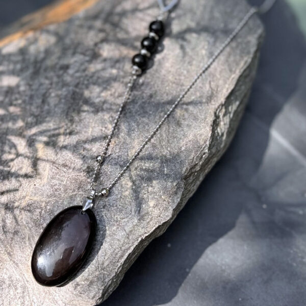 collier obsidienne belle de lune