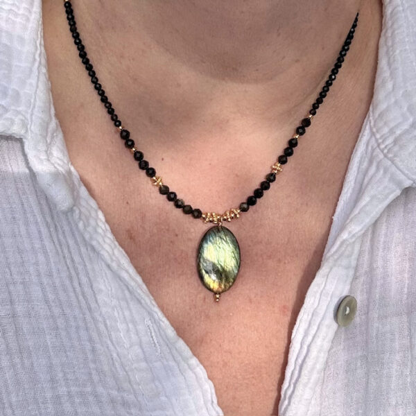 collier labradorite femme belle de lune