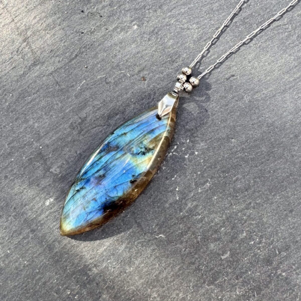 collier labradorite femme belle de lune