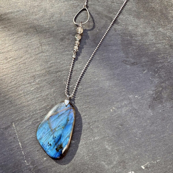 collier labradorite femme belle de lune